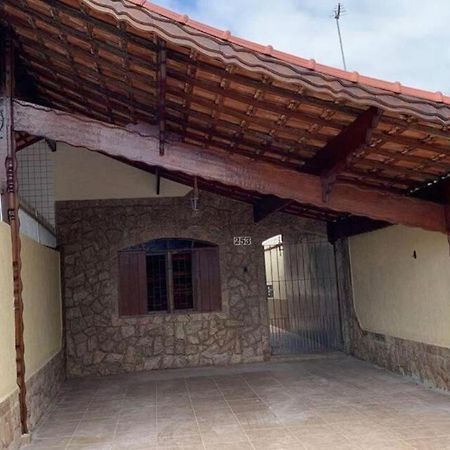 Casa Com Piscina Em Mongagua Villa Прая Гранде Екстериор снимка